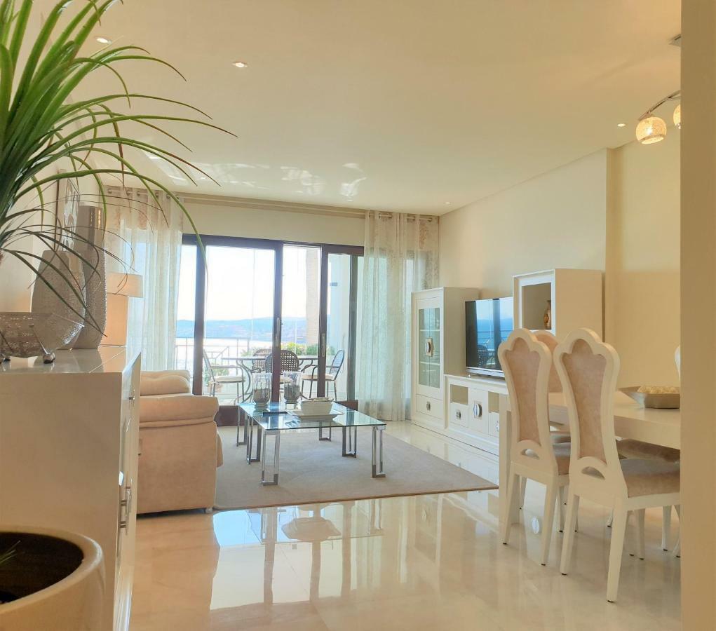 Luxury Apartment Frontal To The Sea In Estepona Doncella Beach Eksteriør bilde