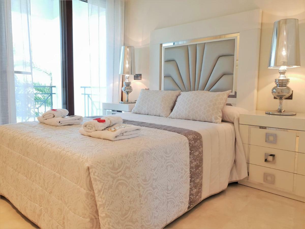 Luxury Apartment Frontal To The Sea In Estepona Doncella Beach Eksteriør bilde