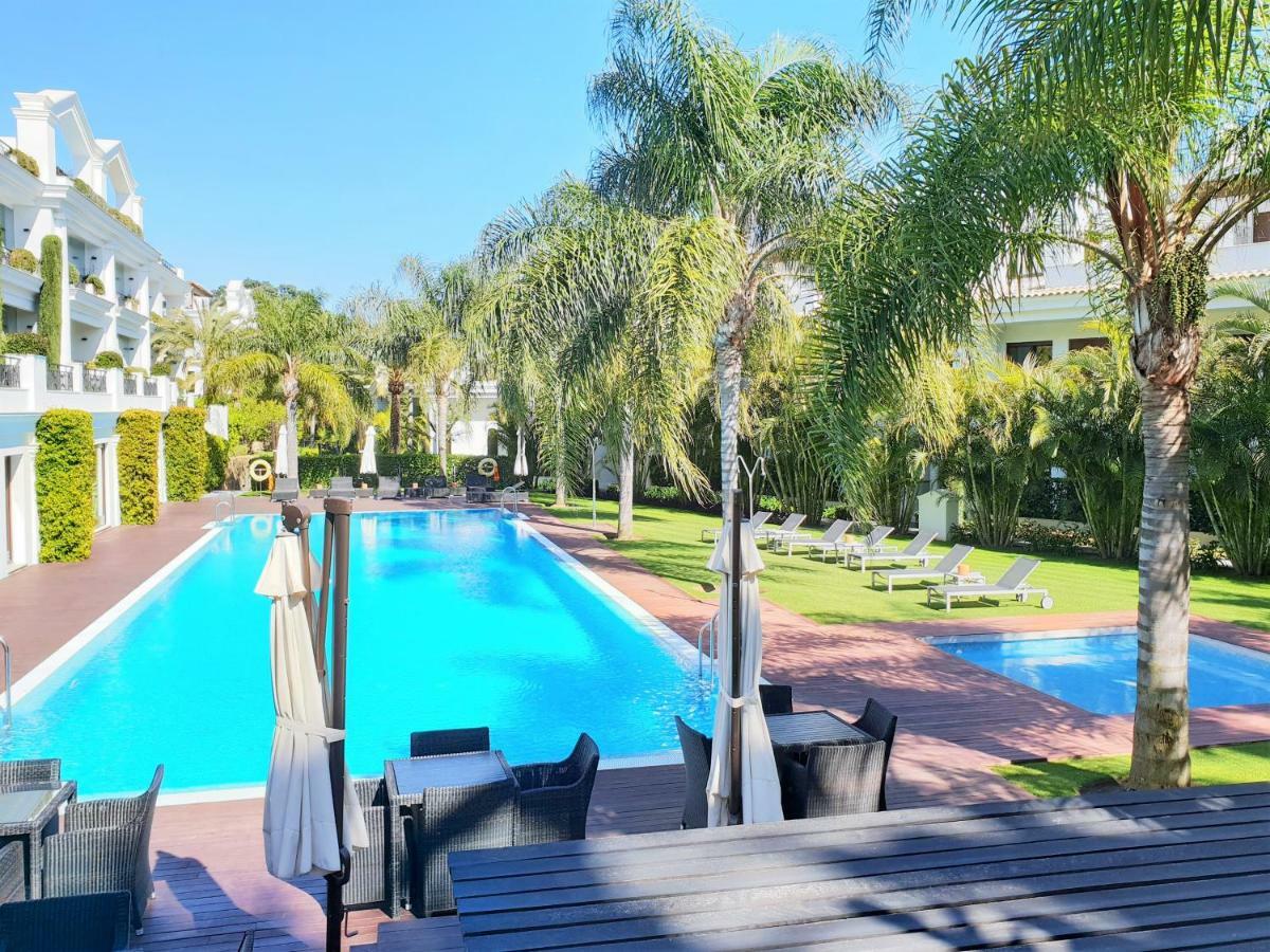 Luxury Apartment Frontal To The Sea In Estepona Doncella Beach Eksteriør bilde