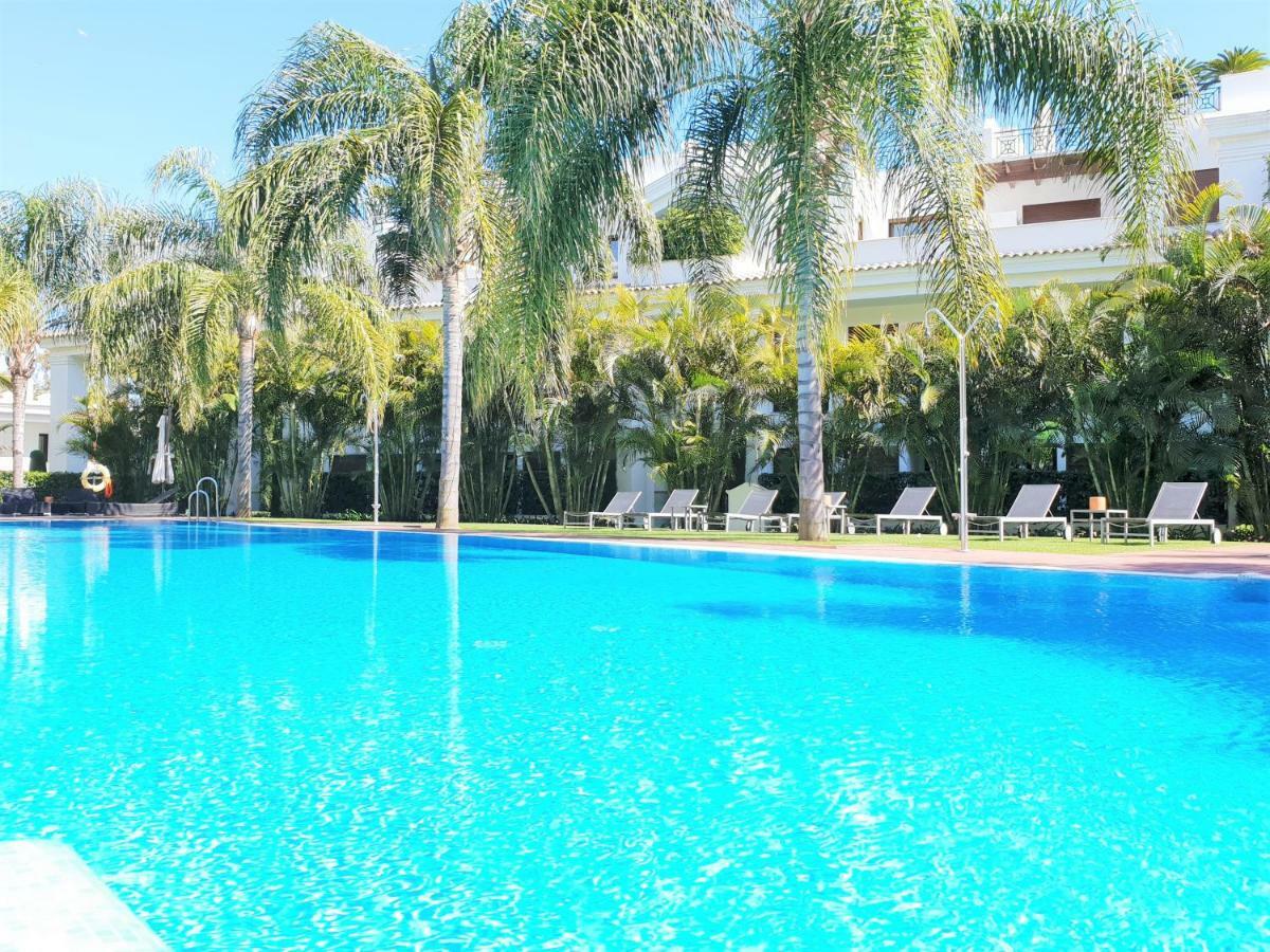 Luxury Apartment Frontal To The Sea In Estepona Doncella Beach Eksteriør bilde