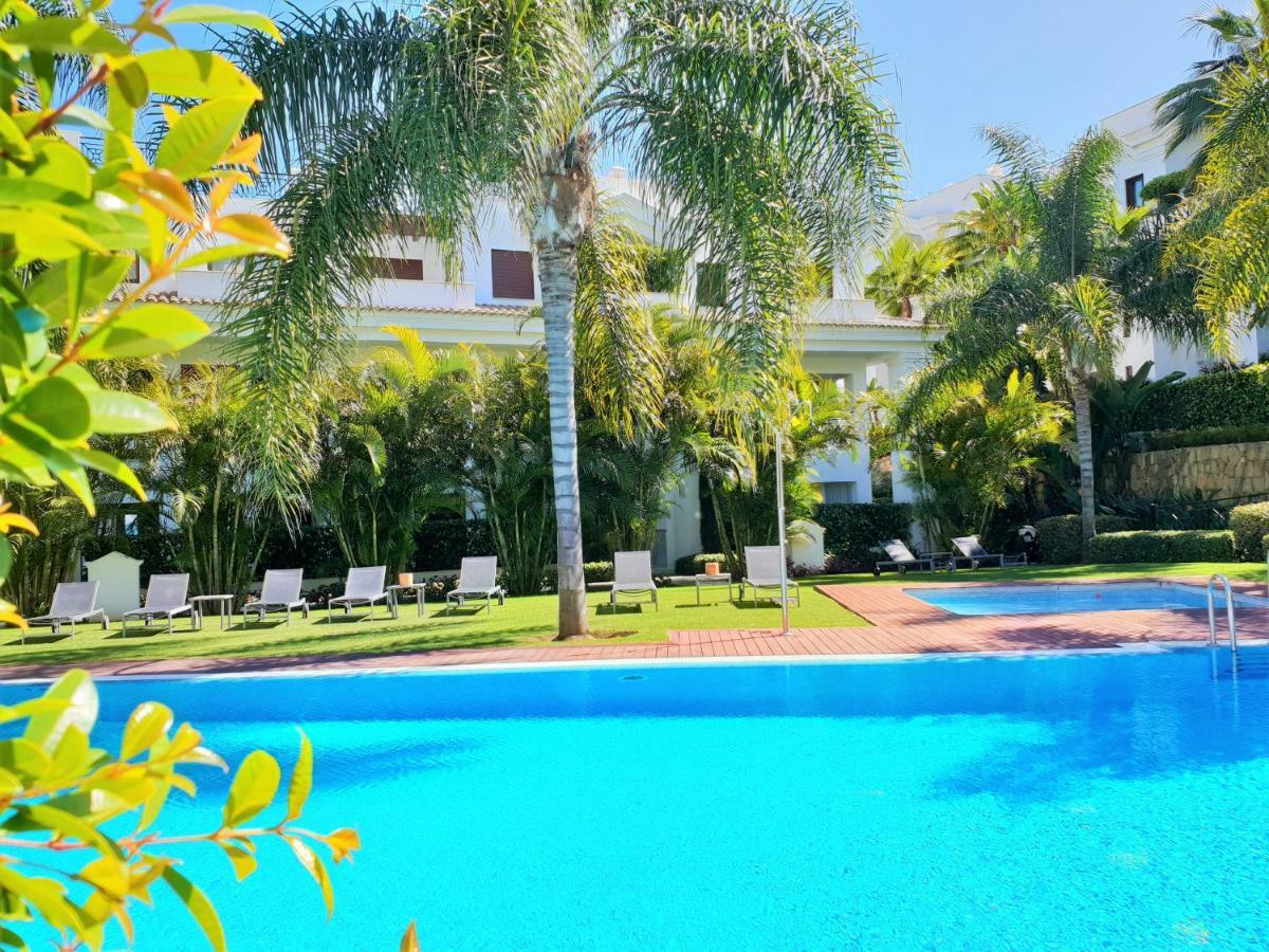 Luxury Apartment Frontal To The Sea In Estepona Doncella Beach Eksteriør bilde
