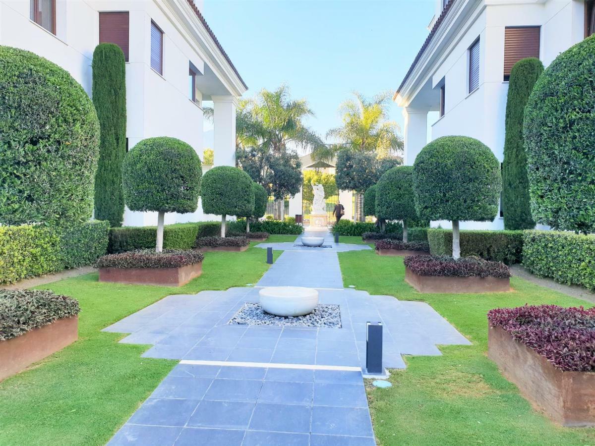 Luxury Apartment Frontal To The Sea In Estepona Doncella Beach Eksteriør bilde
