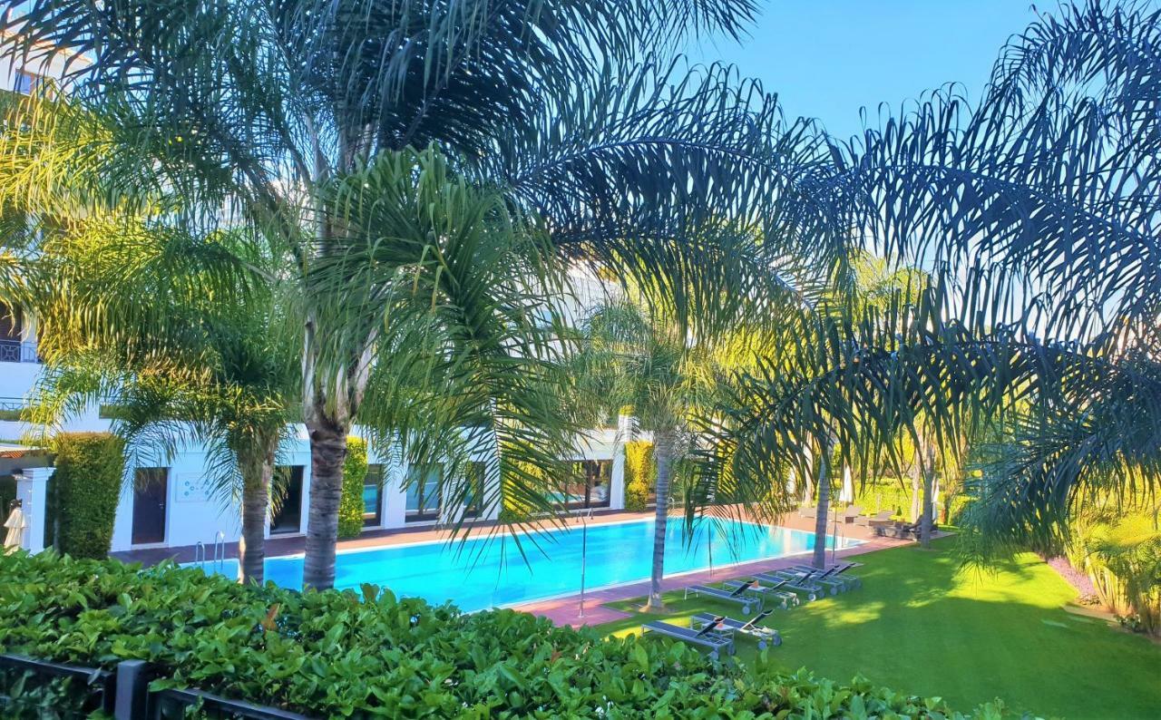 Luxury Apartment Frontal To The Sea In Estepona Doncella Beach Eksteriør bilde