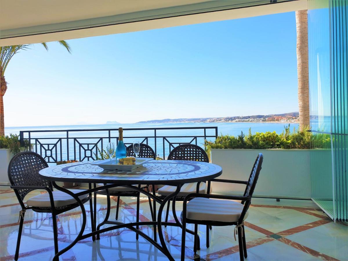 Luxury Apartment Frontal To The Sea In Estepona Doncella Beach Eksteriør bilde